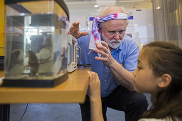 Observing electric fish with Rockefeller professor Jim Hudspeth